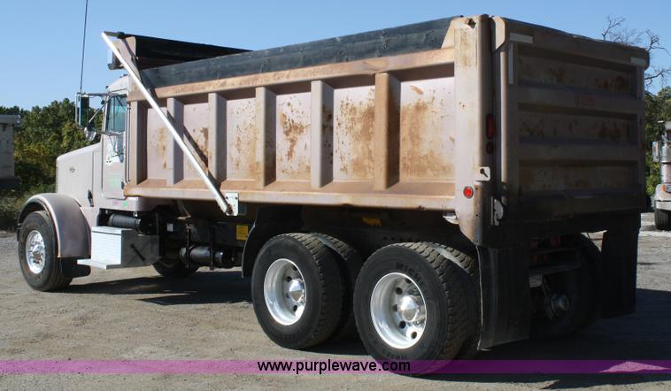 image for item A2458 2000 Peterbilt 378 dump truck