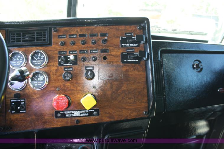 image for item A2458 2000 Peterbilt 378 dump truck