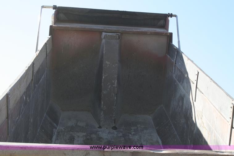 image for item A2458 2000 Peterbilt 378 dump truck