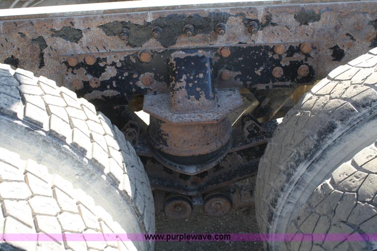 image for item A2458 2000 Peterbilt 378 dump truck