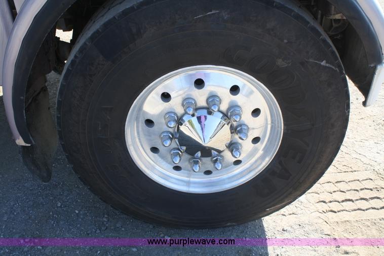 image for item A2458 2000 Peterbilt 378 dump truck