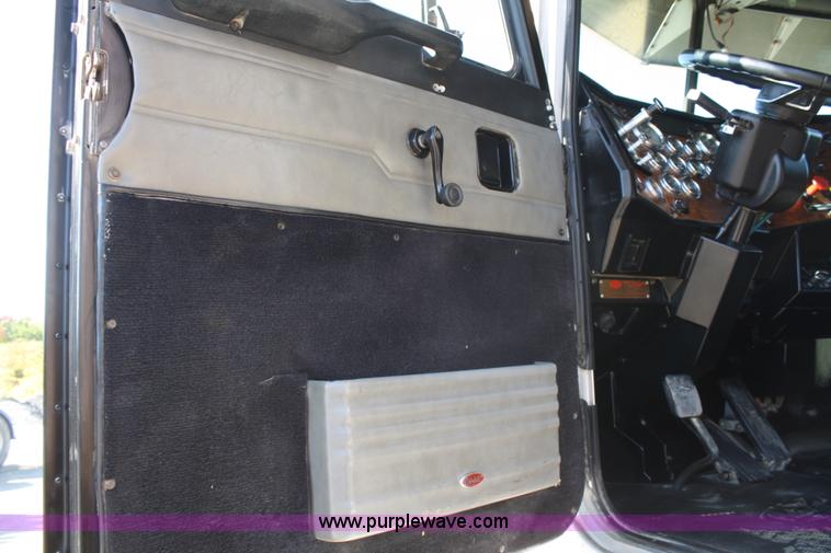 image for item A2459 2000 Peterbilt 378 dump truck