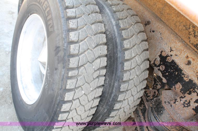 image for item A2459 2000 Peterbilt 378 dump truck