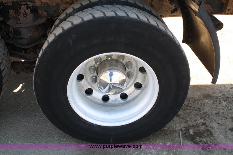 image for item A2459 2000 Peterbilt 378 dump truck