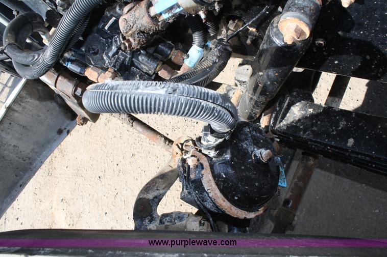 image for item A2460 2000 Peterbilt 378 dump truck