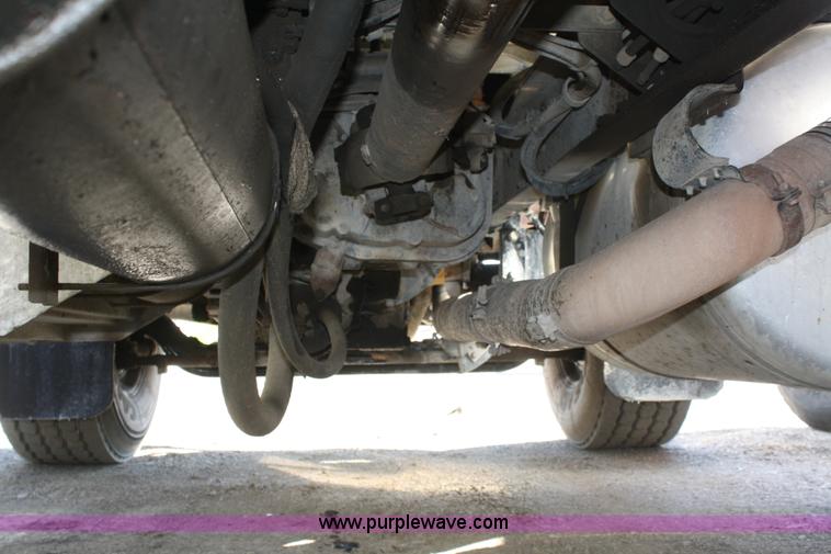 image for item A2460 2000 Peterbilt 378 dump truck