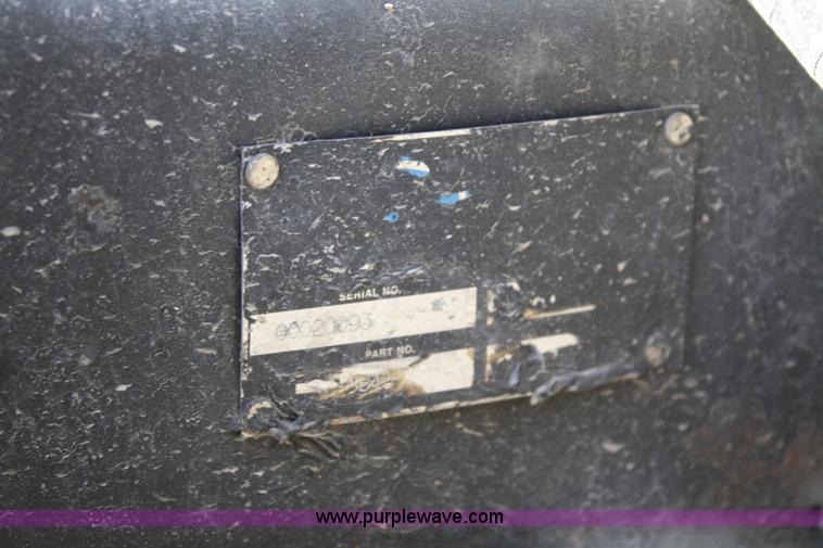 image for item A2460 2000 Peterbilt 378 dump truck