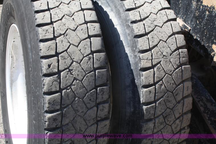 image for item A2460 2000 Peterbilt 378 dump truck