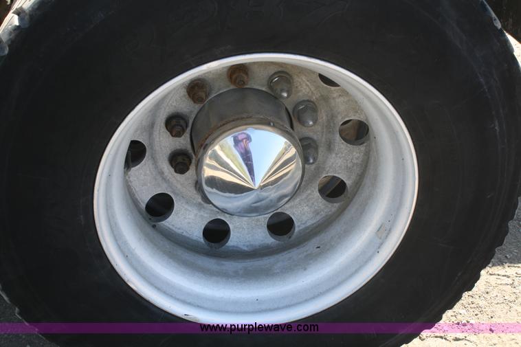 image for item A2460 2000 Peterbilt 378 dump truck