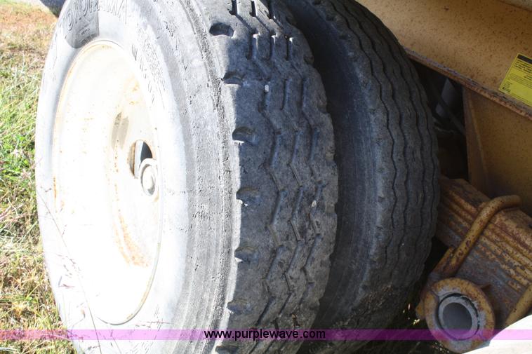 image for item A2462 1997 Load King 2060 belly dump trailer