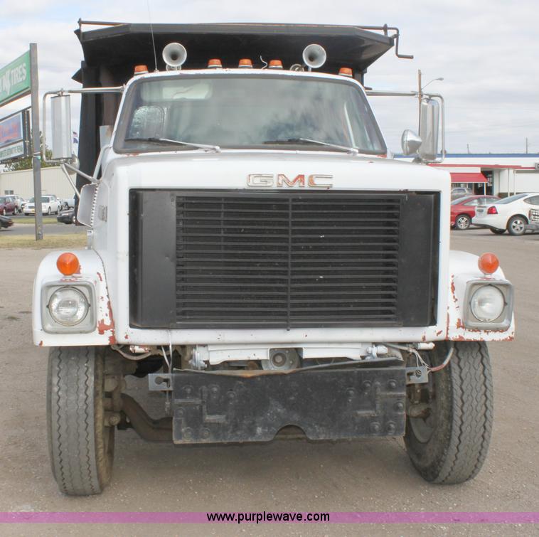 image for item A2837 1987 GMC Brigadier tandem axle dump truck