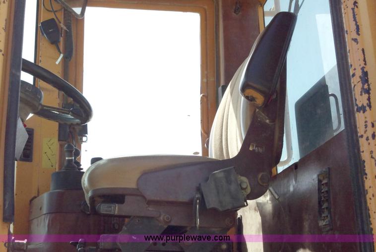 image for item A2902 1992 Case 721B wheel loader