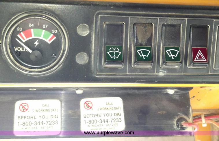 image for item A2902 1992 Case 721B wheel loader