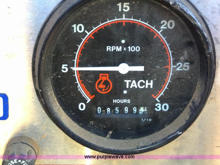 image for item A2903 1996 Portech 271B sand shaker