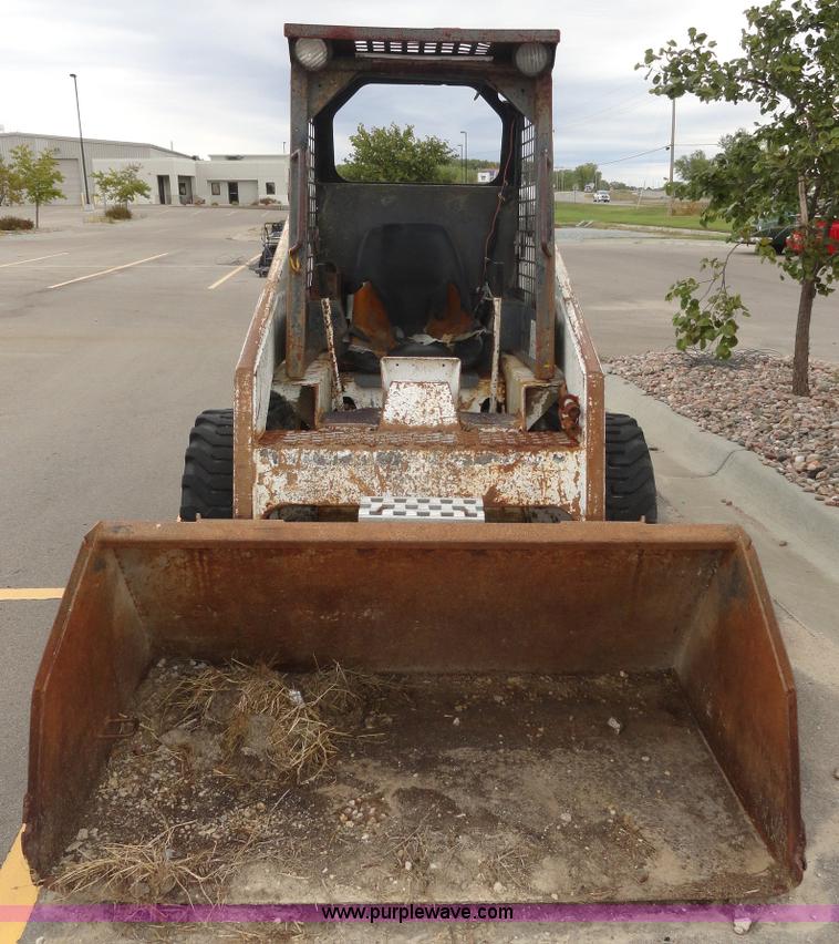 image for item A3239 1983 Bobcat 743 skid steer