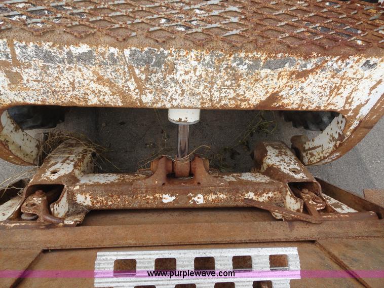 image for item A3239 1983 Bobcat 743 skid steer