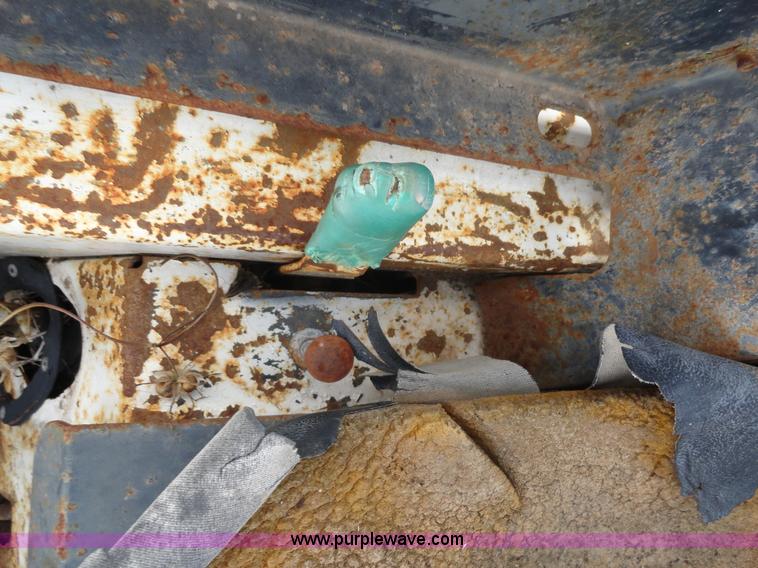 image for item A3239 1983 Bobcat 743 skid steer