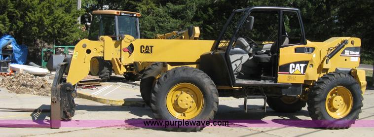 image for item A4380 2004 Caterpillar TH460B rough terrain telehandler