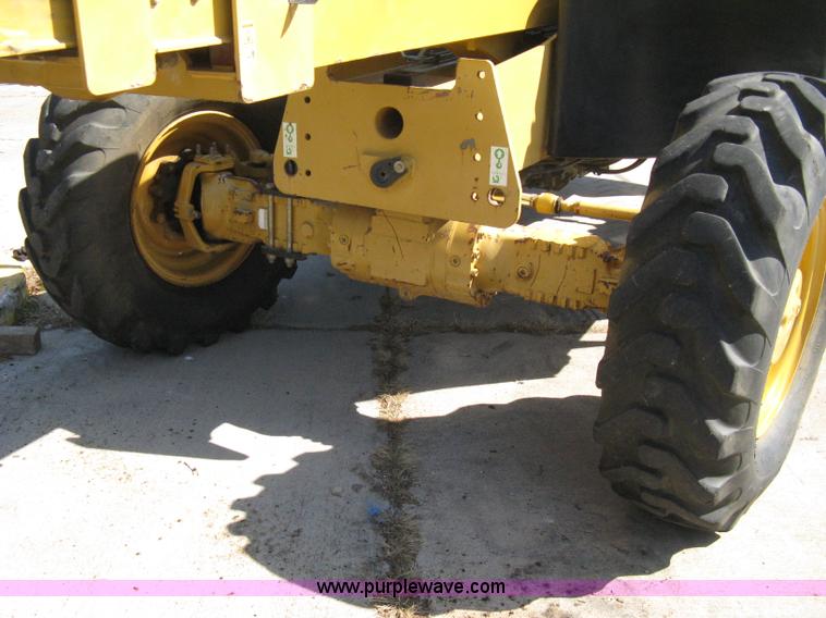 image for item A4380 2004 Caterpillar TH460B rough terrain telehandler