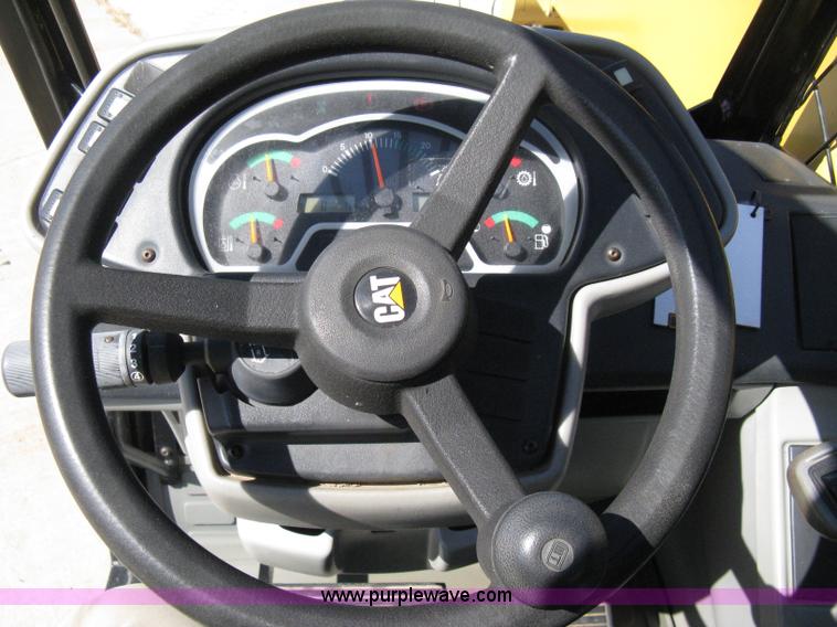 image for item A4380 2004 Caterpillar TH460B rough terrain telehandler