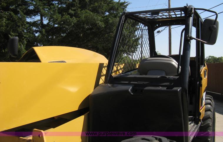 image for item A4380 2004 Caterpillar TH460B rough terrain telehandler