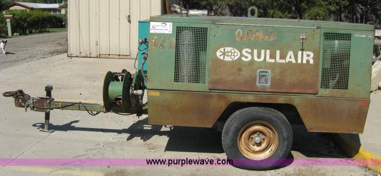image for item A4382 Sullair 185Q compressor