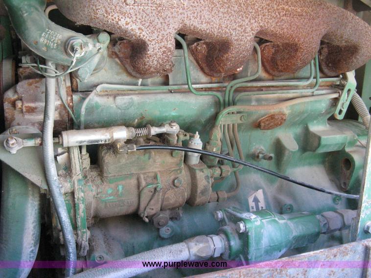 image for item A4382 Sullair 185Q compressor