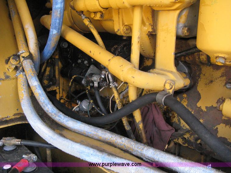 image for item A4389 1980 Fiat-Allis 263B paddle scraper