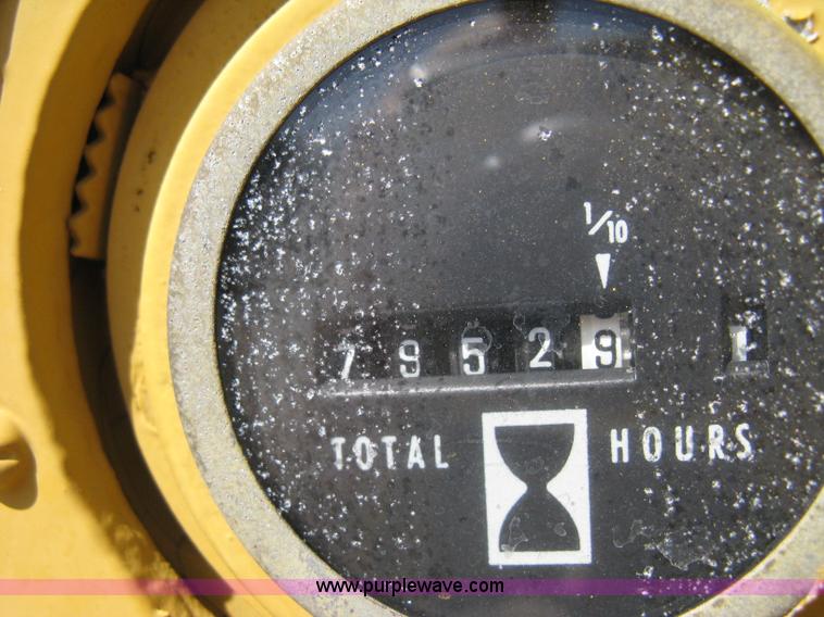 image for item A4389 1980 Fiat-Allis 263B paddle scraper