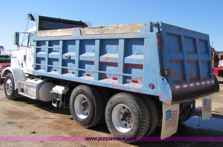 image for item A4628 1994 Peterbilt 378 dump truck
