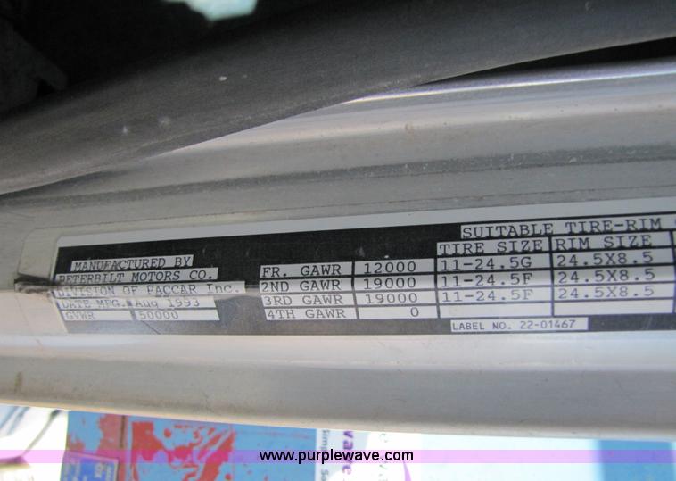 image for item A4628 1994 Peterbilt 378 dump truck