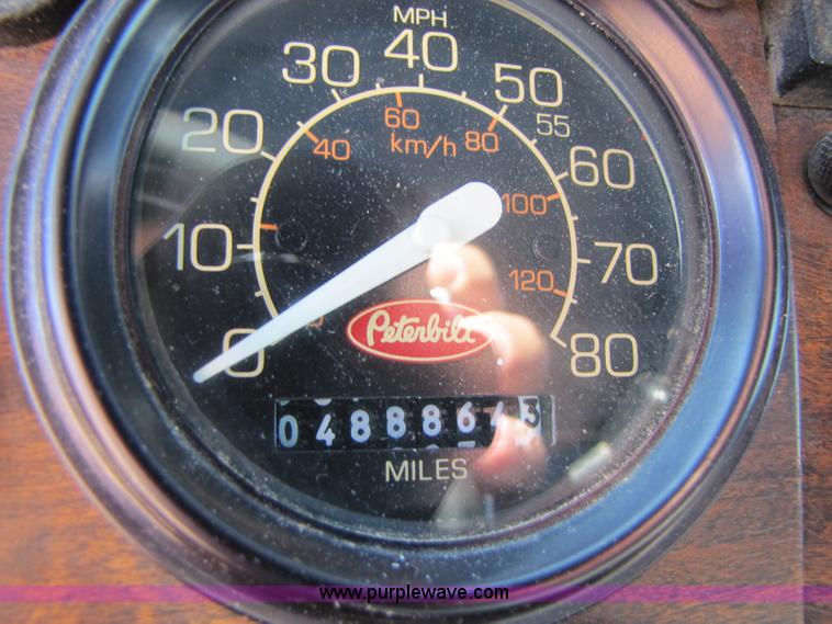 image for item A4628 1994 Peterbilt 378 dump truck