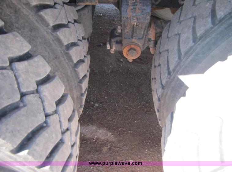 image for item A4628 1994 Peterbilt 378 dump truck