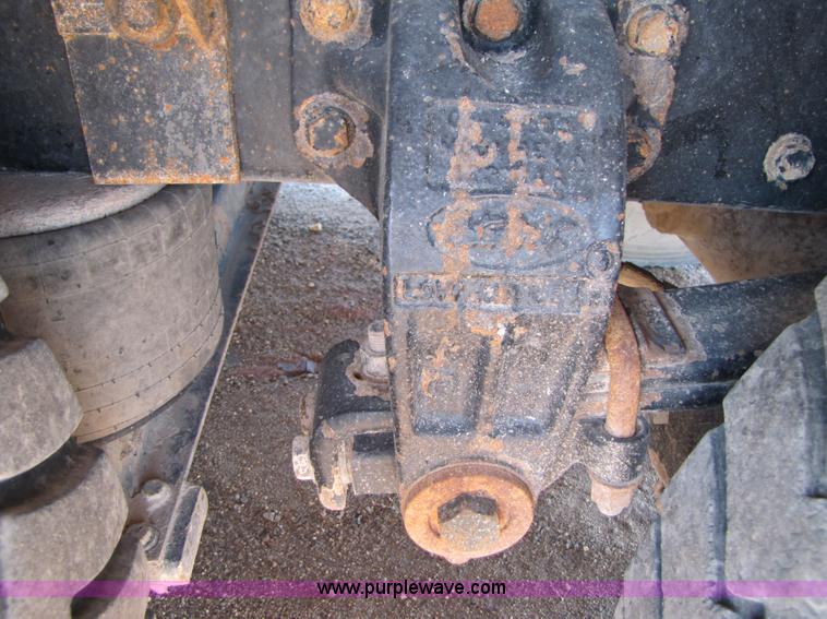 image for item A4628 1994 Peterbilt 378 dump truck