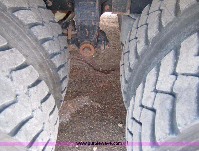 image for item A4628 1994 Peterbilt 378 dump truck