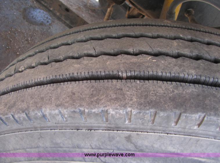 image for item A4628 1994 Peterbilt 378 dump truck