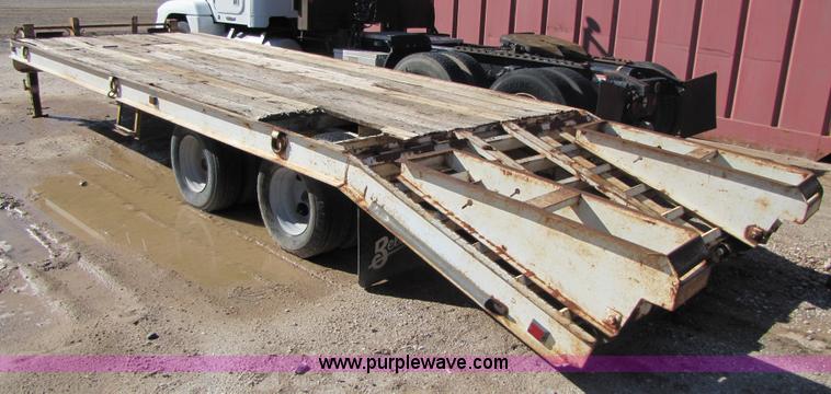 image for item A4630 1993 Belshe T-24AP 24' flatbed trailer