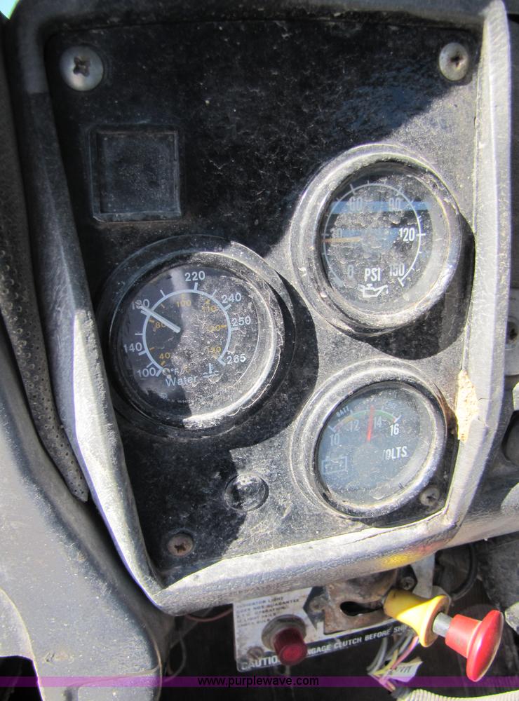 image for item A4631 1986 Mack R688ST semi truck