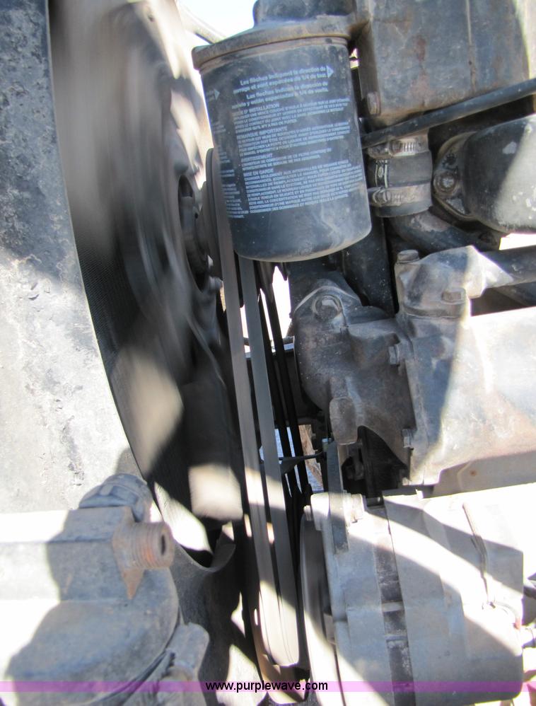 image for item A4631 1986 Mack R688ST semi truck