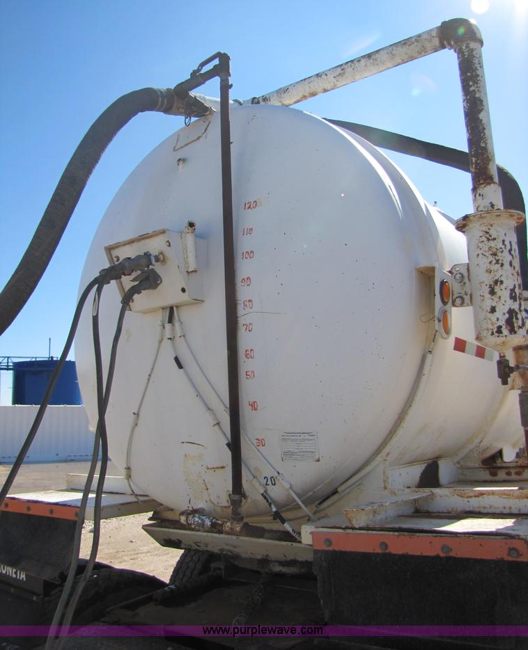 image for item A4632 1979 shop built 150 barrel vacuum trailer