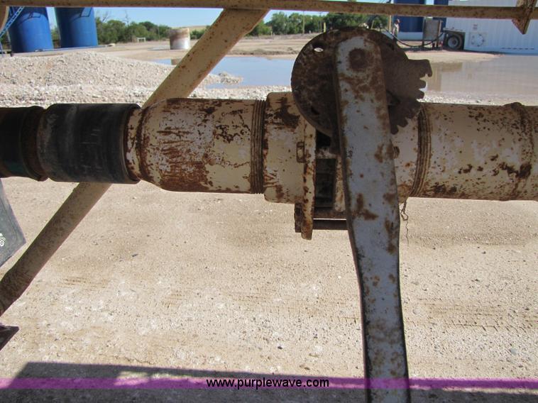 image for item A4632 1979 shop built 150 barrel vacuum trailer