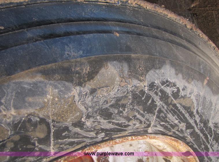 image for item A4632 1979 shop built 150 barrel vacuum trailer