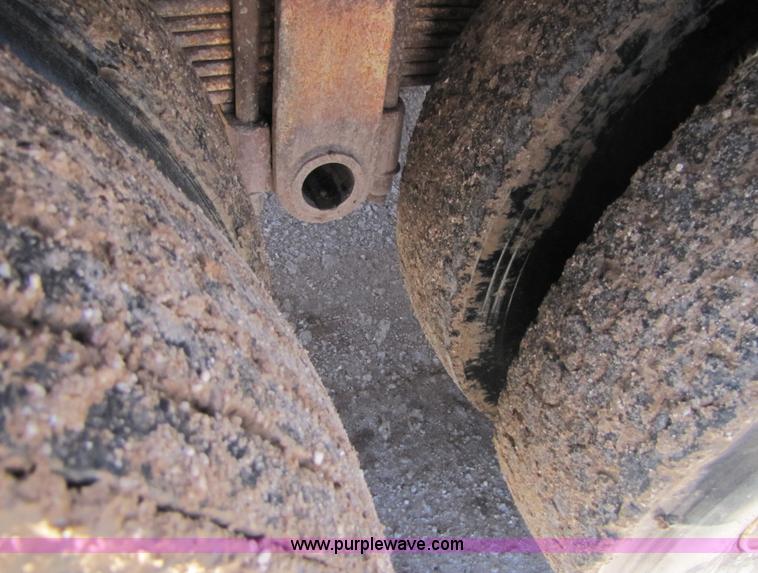 image for item A4632 1979 shop built 150 barrel vacuum trailer