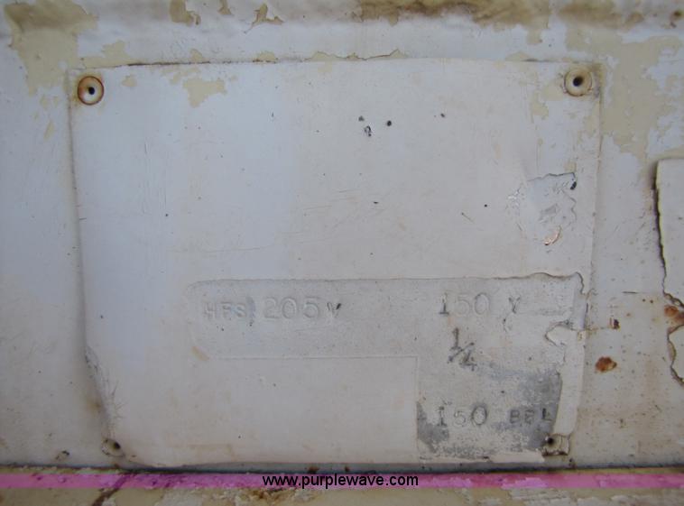 image for item A4632 1979 shop built 150 barrel vacuum trailer