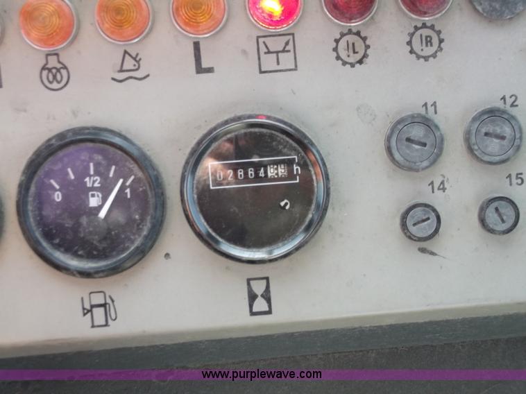 image for item B5023 2006 John Deere 655C Series II track loader