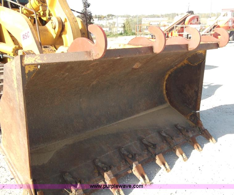 image for item B5023 2006 John Deere 655C Series II track loader