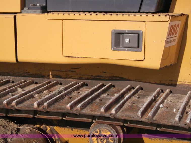 image for item B5023 2006 John Deere 655C Series II track loader