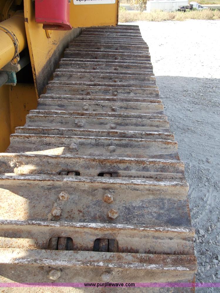 image for item B5023 2006 John Deere 655C Series II track loader