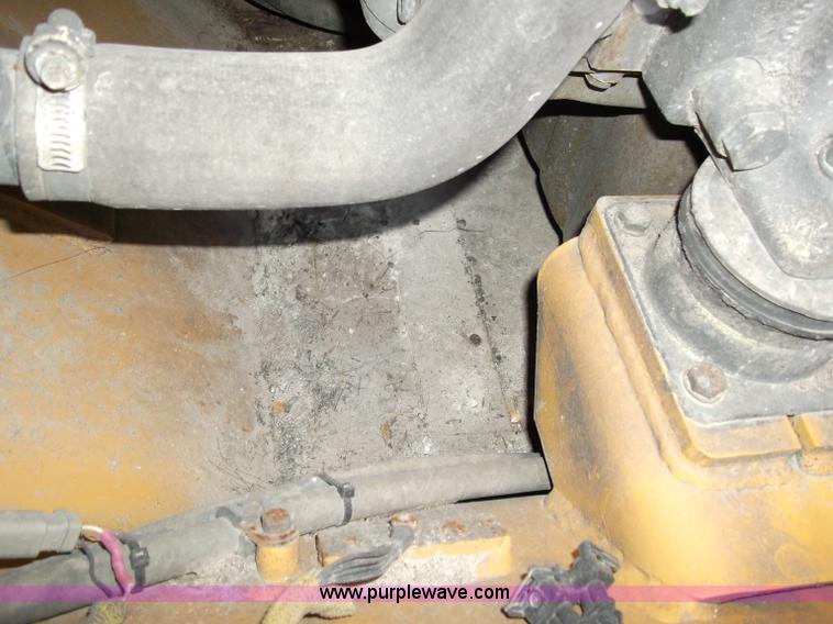 image for item B5023 2006 John Deere 655C Series II track loader