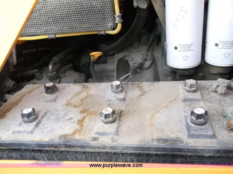 image for item B5023 2006 John Deere 655C Series II track loader